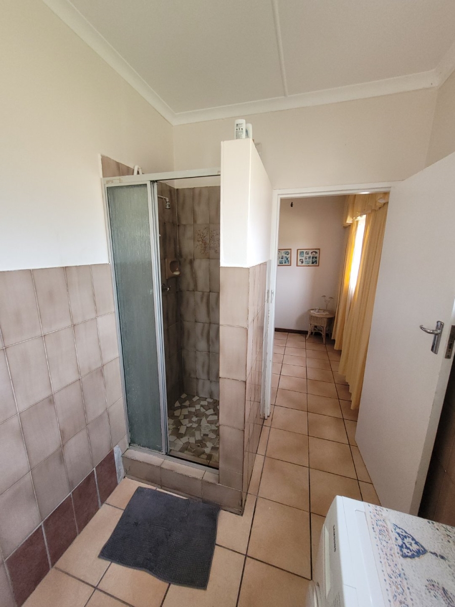 3 Bedroom Property for Sale in Pacaltsdorp Western Cape